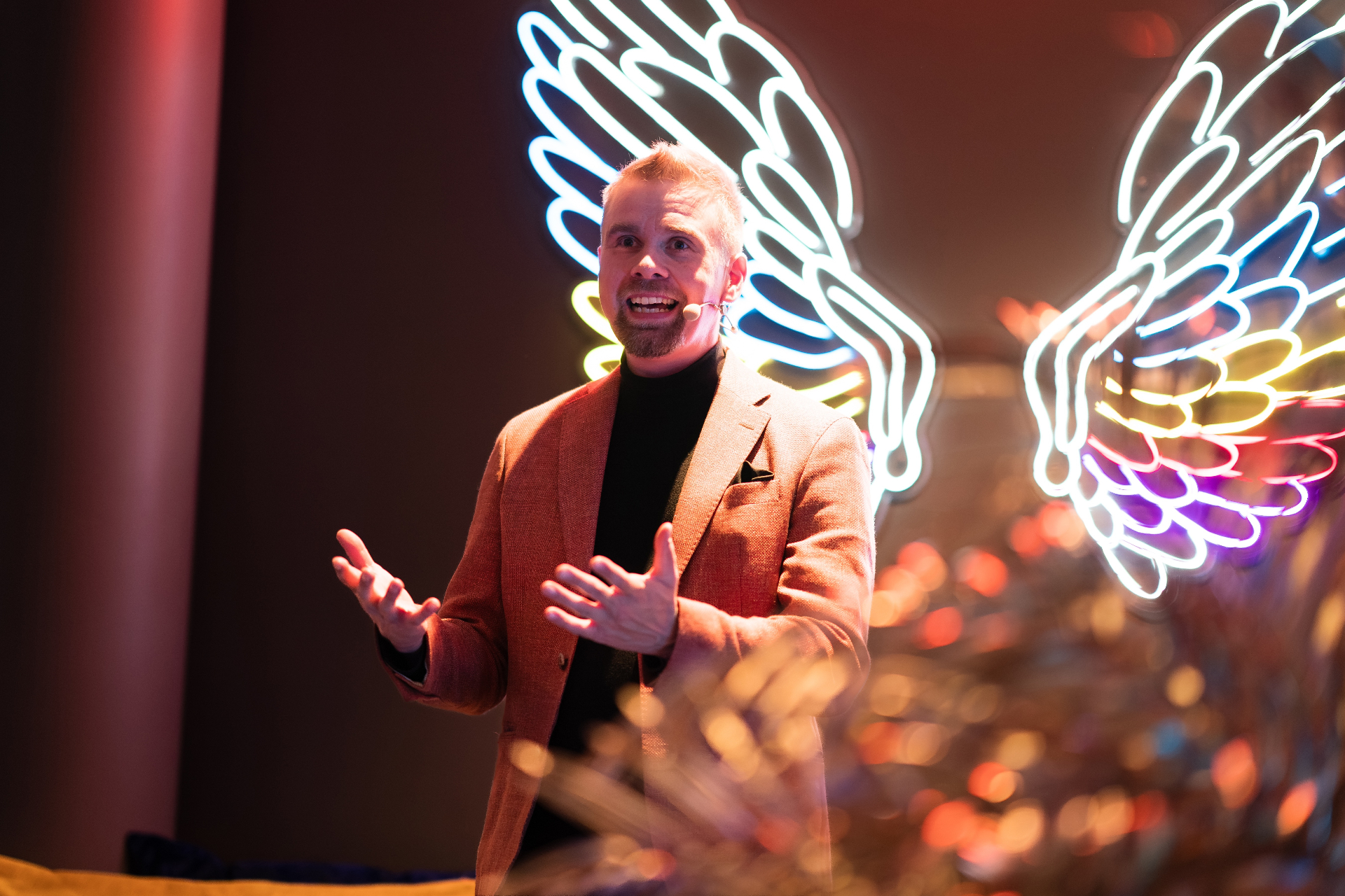 Guests enjoying the atmosphere at Klaus K Lounge